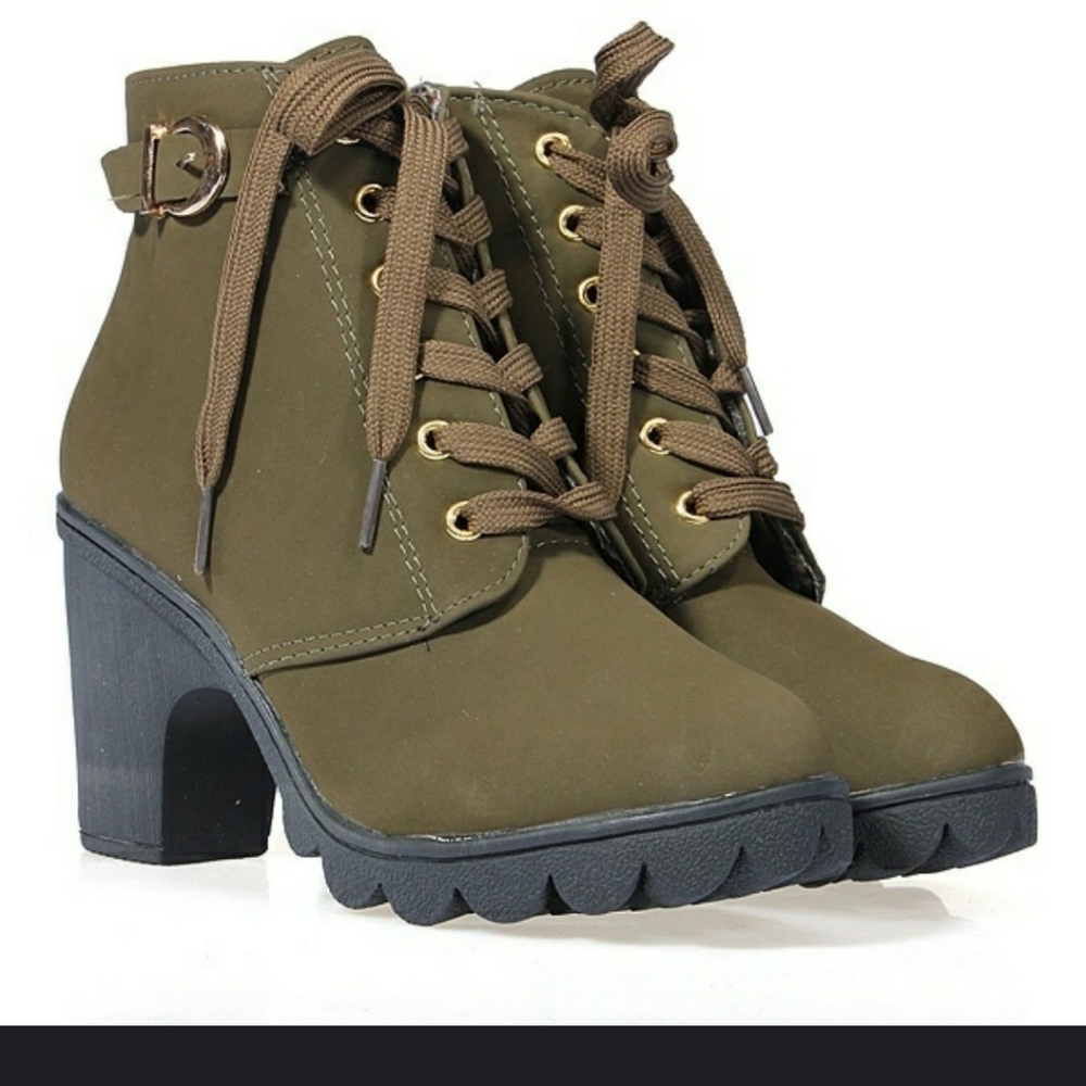 Boots - Picture 2 of 3